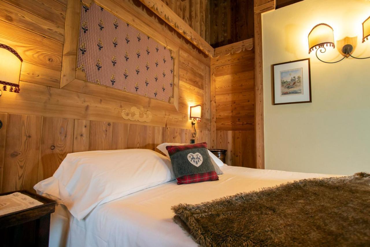 Laghetto Alpine Hotel & Restaurant Брюссон Экстерьер фото