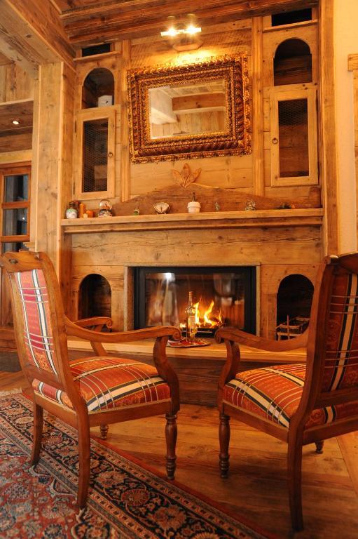 Laghetto Alpine Hotel & Restaurant Брюссон Экстерьер фото